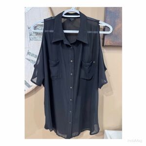 Guess Black Sheer Cold Shoulder Blouse Size Large